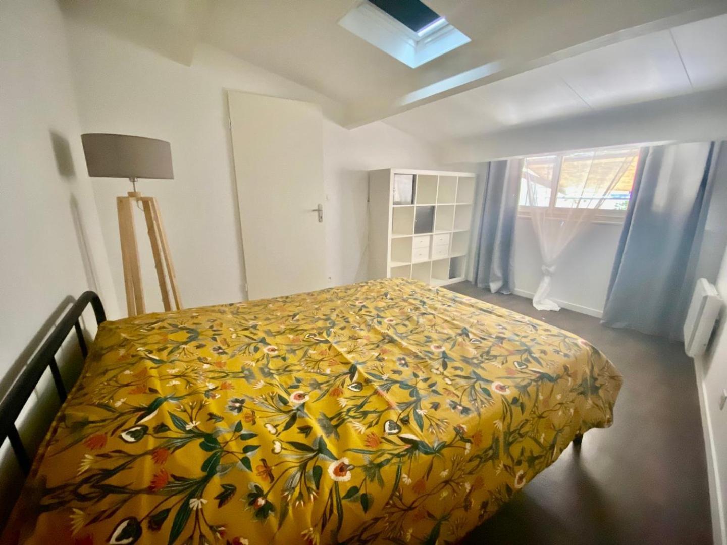 Le Carnot: City Centre With Parking Space Apartment Poitiers Exterior photo